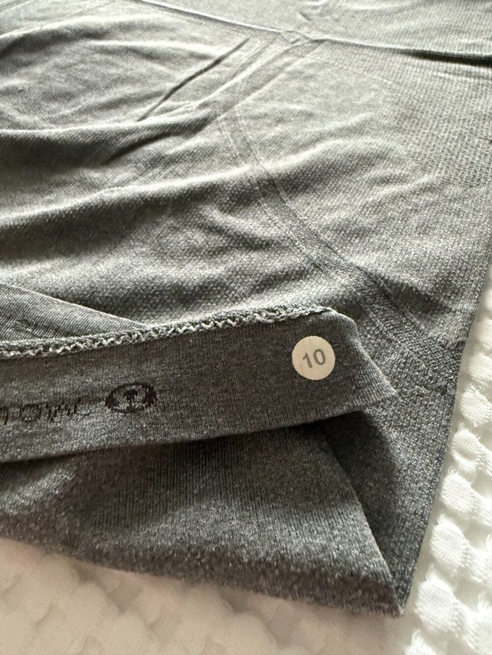 Run: Swiftly Racerback - Black (First Release) - Picture 3 of 4